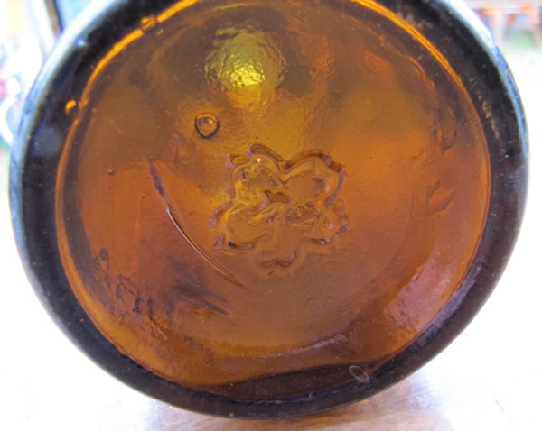 akura chinese beer bottle