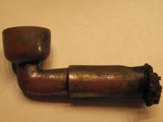 old chinese pipe