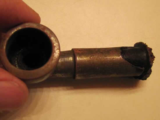 old chinese pipe