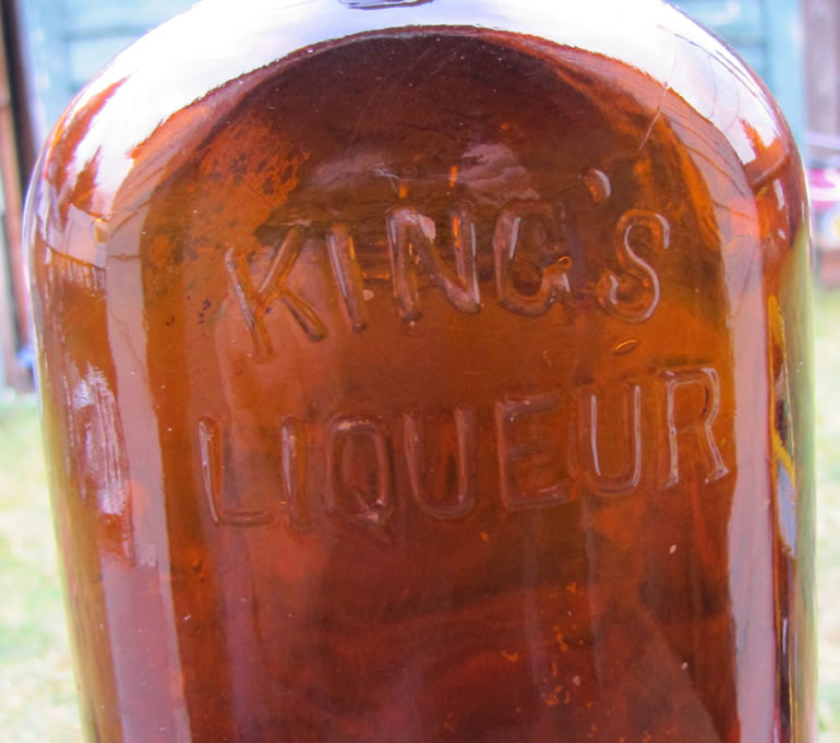 kings liqueur bottle