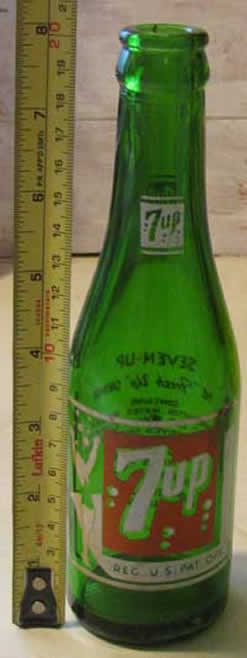 seven up pop bottle