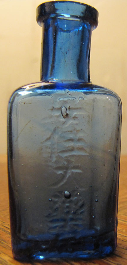 chinese medecine bottle